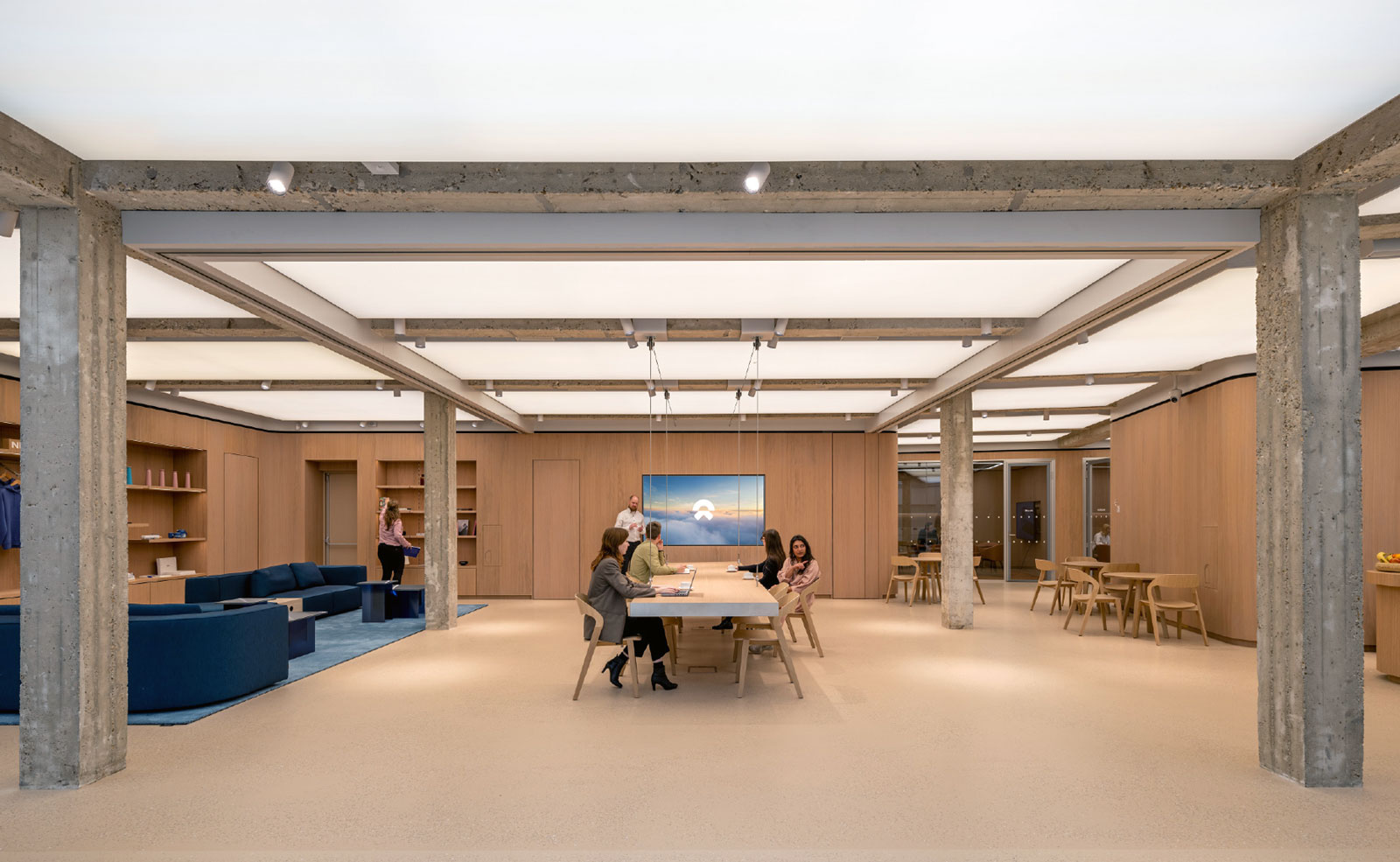 Nio Showroom Rotterdam Workspace